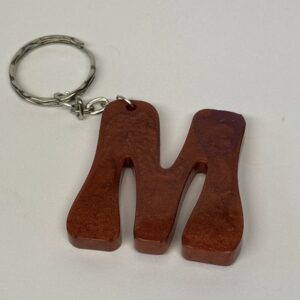 Porte clef marron lettre M