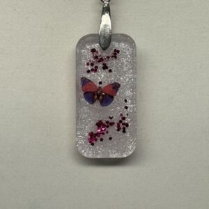 Pendentif papillon rectangulaire