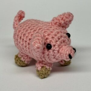 Peluche cochon en crochet rose – Fait main