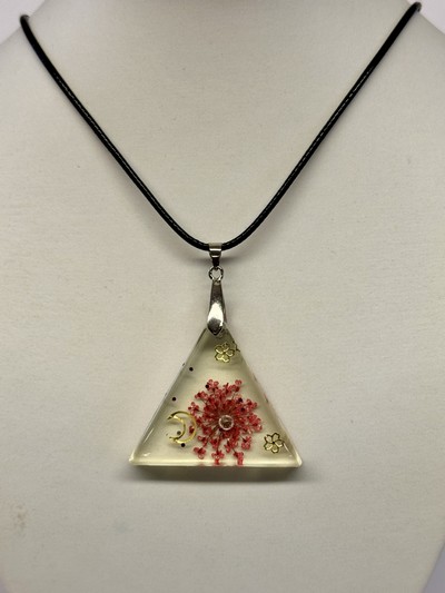 Pendentif triangle jaune